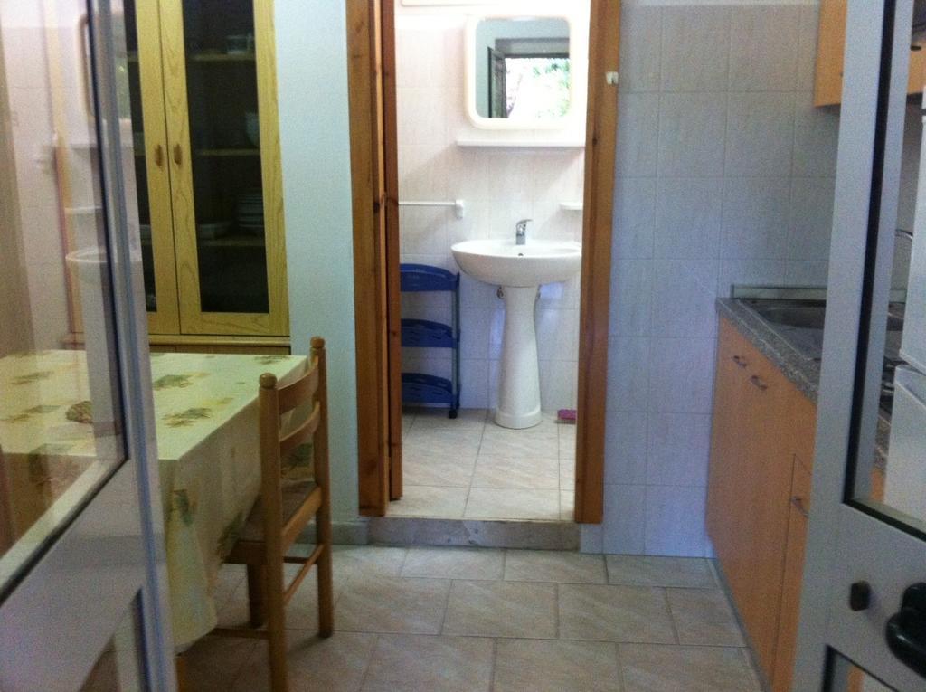 Residence Polidoro В'єсте Екстер'єр фото